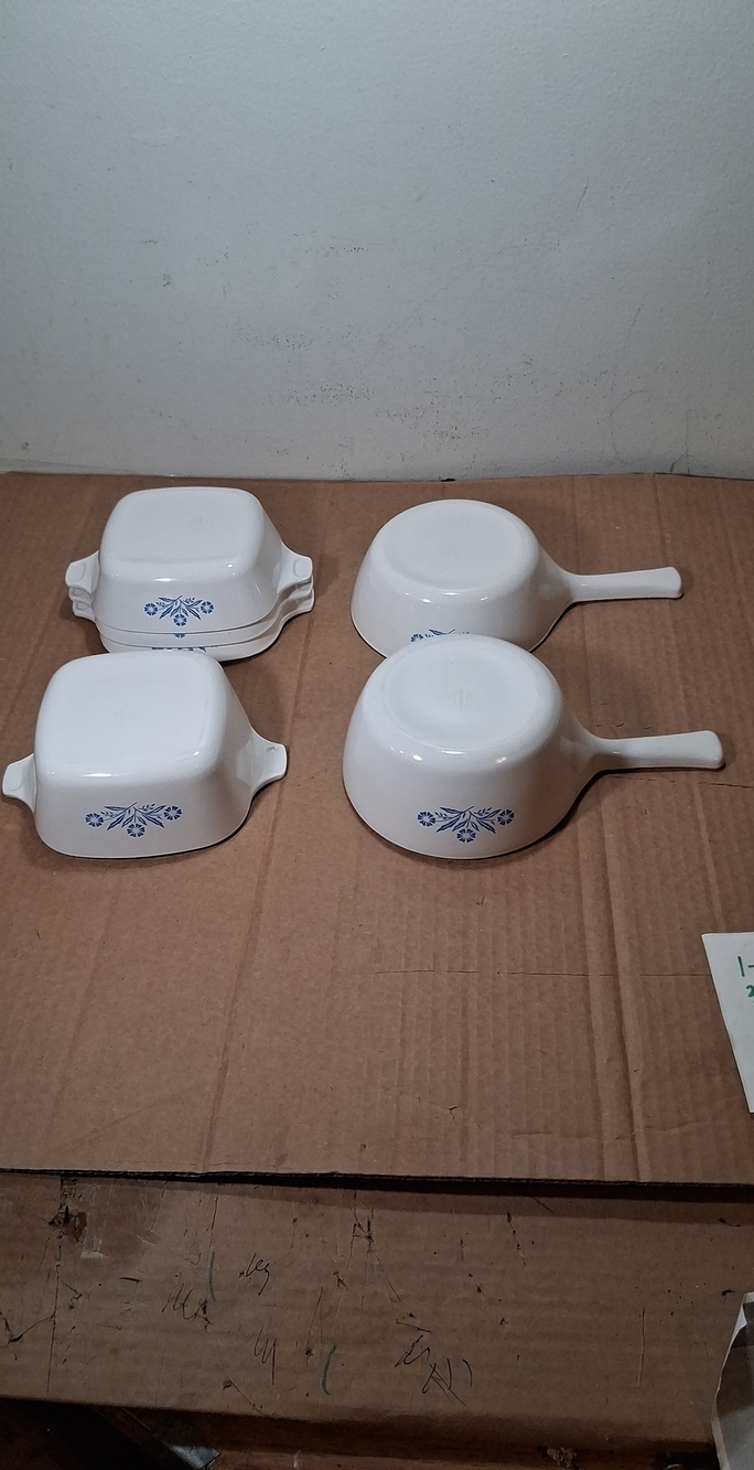 6 Vintage Corningware "CORNFLOWER" Casserole Bowls and Petite Pans - Picture 2 of 6